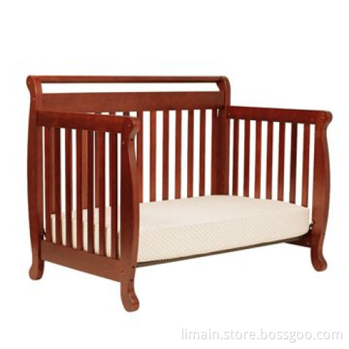 Baby Cribs, Made of Solid Wood and MDF
